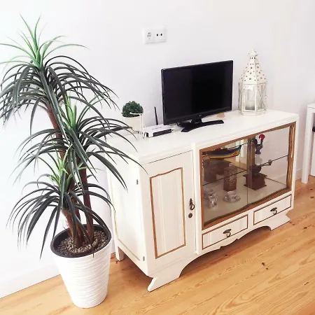 20 1 - With Terrace * Лиссабон